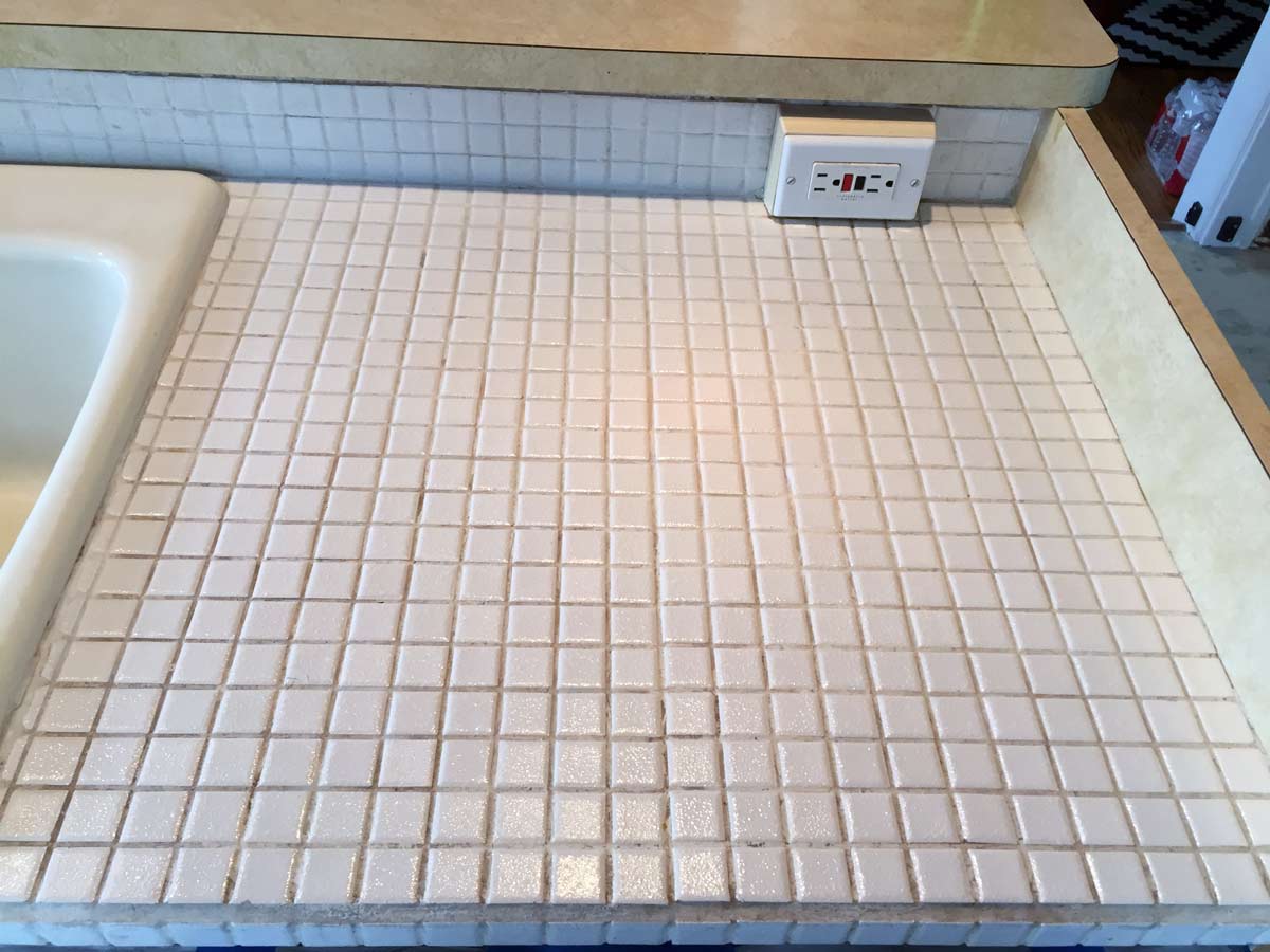 Feather Finish Concrete Over Tile Counters And Then We Tried Tile Countertops As A Base For Diy Feather Finish Concrete Counters