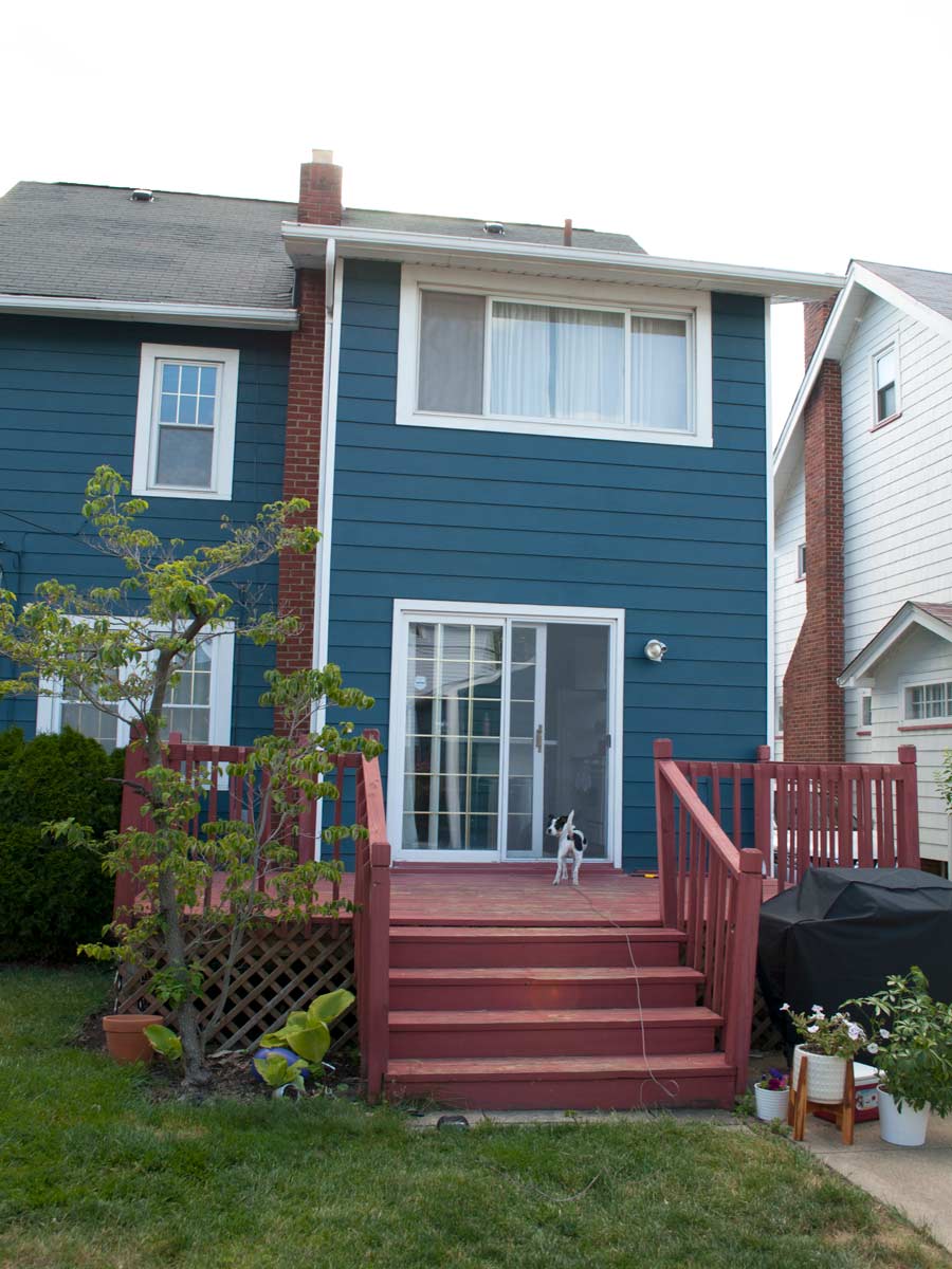 Dark teal house paint reveal. Paint color: Sherwin Williams Seaworthy